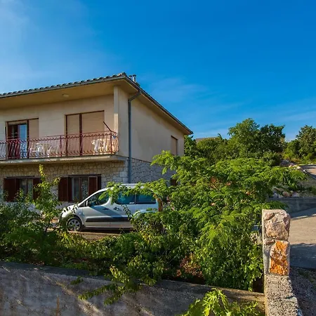 House Lovro Case de vacanță