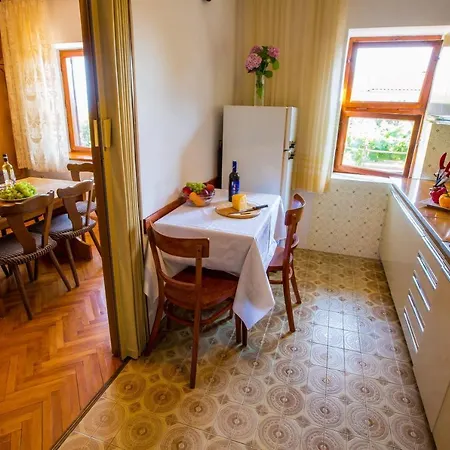 Case de vacanță House Lovro *