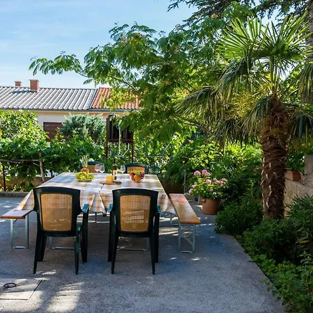 House Lovro Case de vacanță